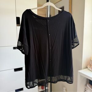 Beautiful Black Mesh Detail Women's Top Size XL